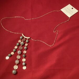 Accentrix green and gold tone necklace NWT